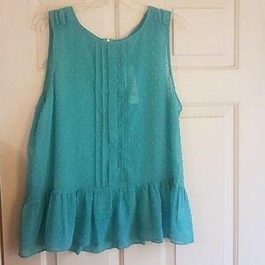 Sleeveless top. Size xl